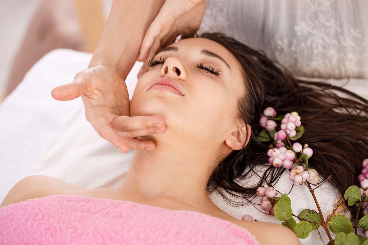 MASSAGE AYURVÉDIQUE